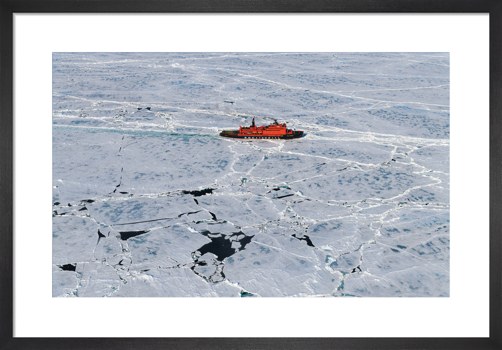 Russian 'icebreaker' ship, approaching the North Pole